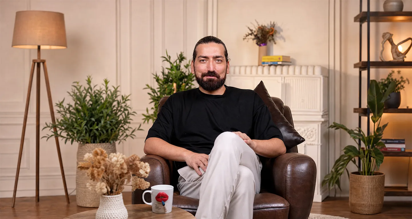 Dr. Ömer Erdoğan klinik portre fotoğrafı